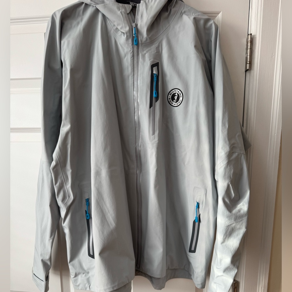 Men's Mustang Survival Performance Waterproof Jacket XXL. High End Sailing Brand